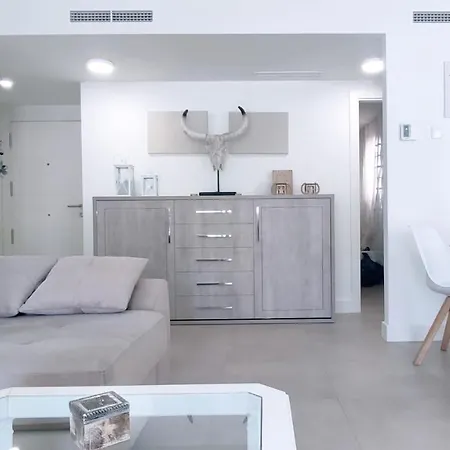 Panorama - Sunrise Side Apartment