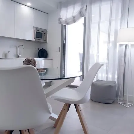 Panorama - Sunrise Side Apartment *